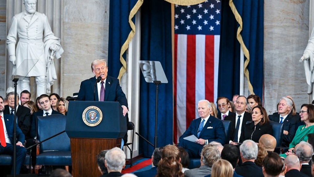 Tổng thống Donald Trump muốn cờ Mỹ được cắm trên Sao Hỏa