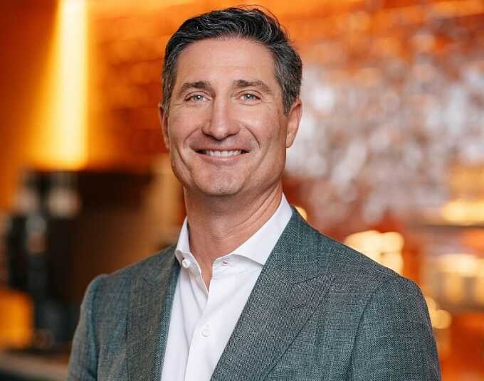 CEO Starbucks: 