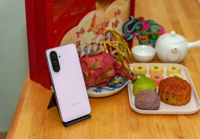 Galaxy A56 5G hỗ trợ người dùng học 
