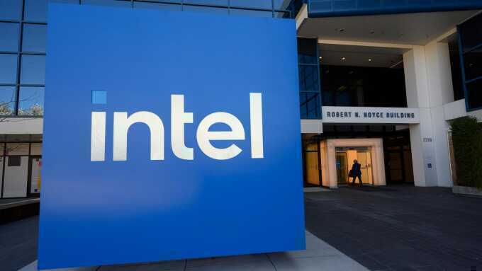 Intel cắt giảm hơn 35.000 nhân viên trong vòng hai năm