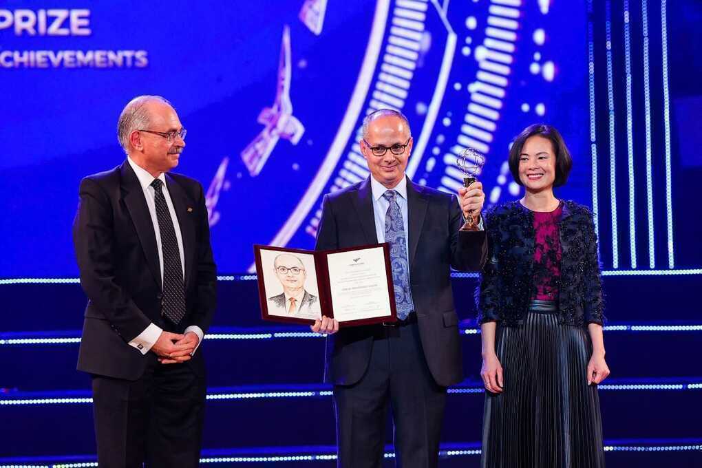 GS Omar M. Yaghi - Chủ nhân giải thưởng VinFuture nhận giải Nobel Hóa học 2025 - 2