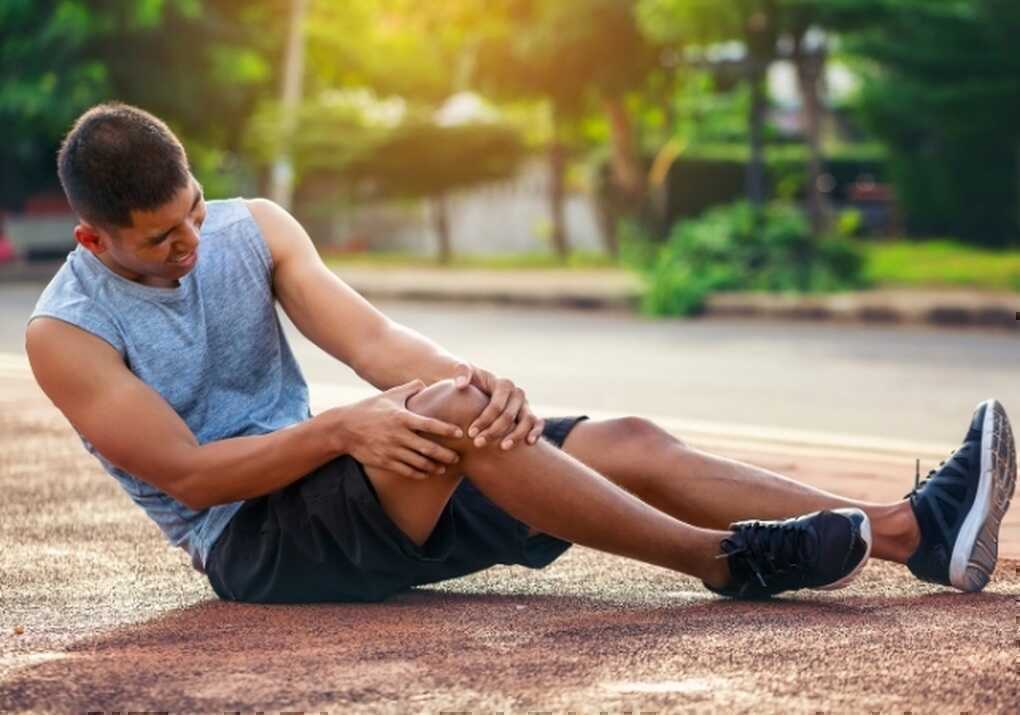 Bạn có nên tập luyện nếu vẫn còn đau cơ sau buổi tập trước? - 2