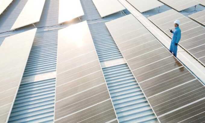 Nhà máy điện mặt trời trên mái nhà lớn nhất thế giới