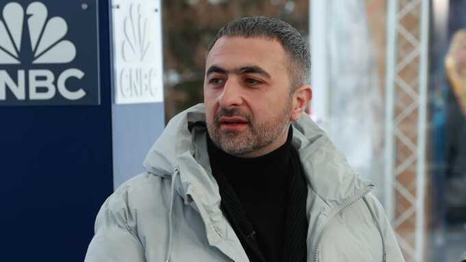 Microsoft lập nhóm Siêu trí tuệ MAI