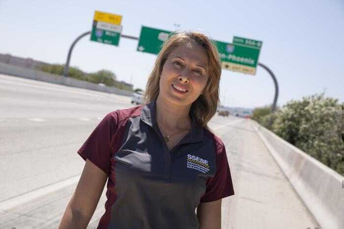 Phương án "giá rẻ" của người Mỹ giải quyết vấn nạn nứt gãy, ổ gà trên đường