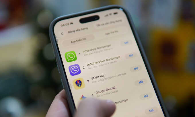 WhatsApp, Viber bất ngờ được tải nhiều tại Việt Nam