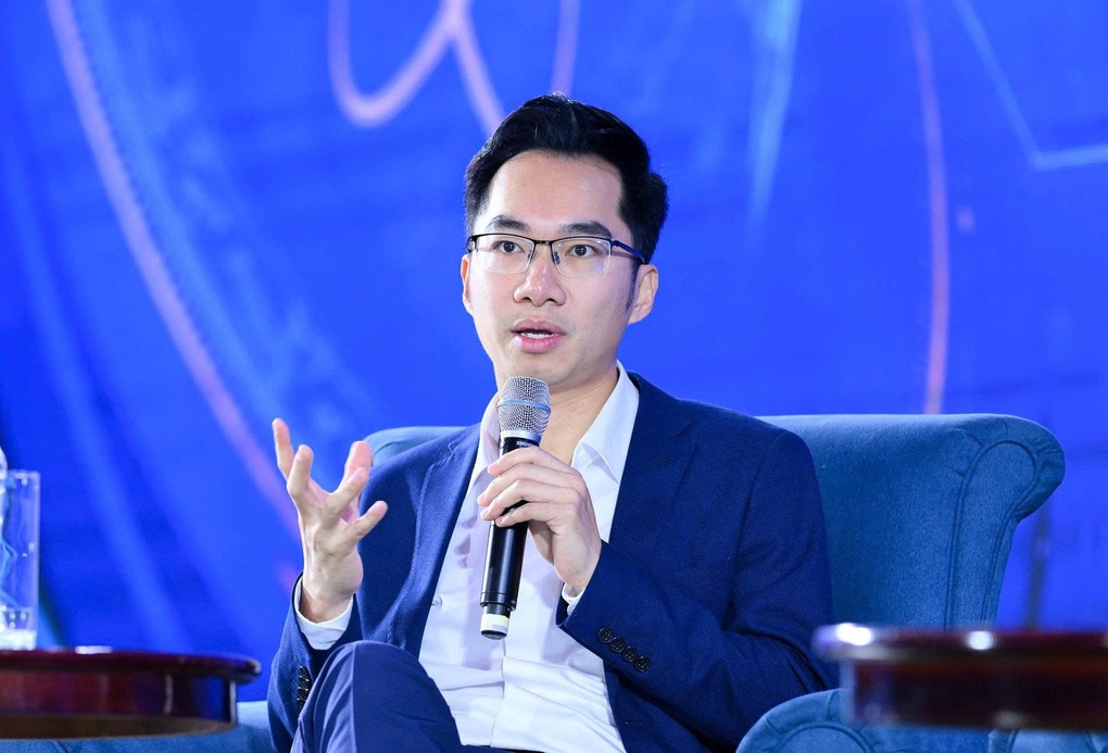 Việt Nam sắp có robot hình người tự sạc, tự đứng dậy - 2