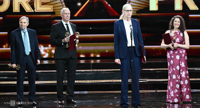 Chứng minh virus HPV gây ung thư hầu họng, Giáo sư Mỹ thắng giải 3 triệu USD