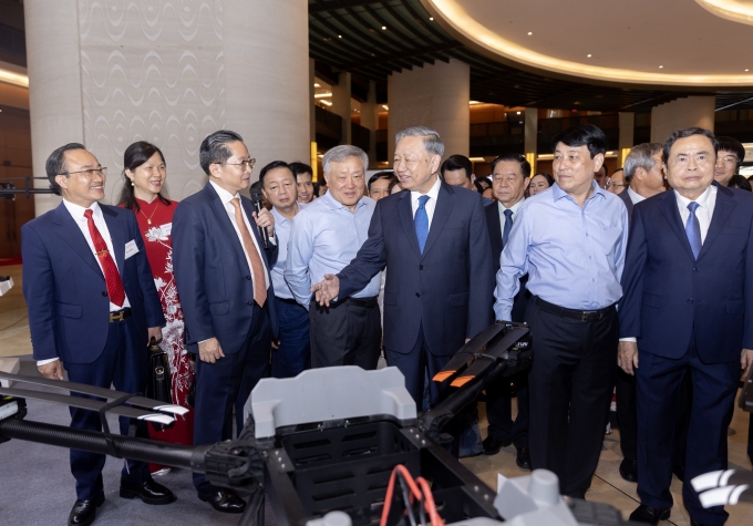 CT Group giới thiệu giải pháp công nghệ UAV, bán dẫn, tín chỉ carbon