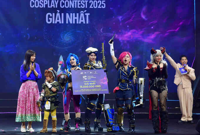 Đội Bara Rocket giành giải Cosplay Contest 2025