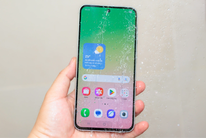 Galaxy A56 5G tăng độ bền với chuẩn IP67