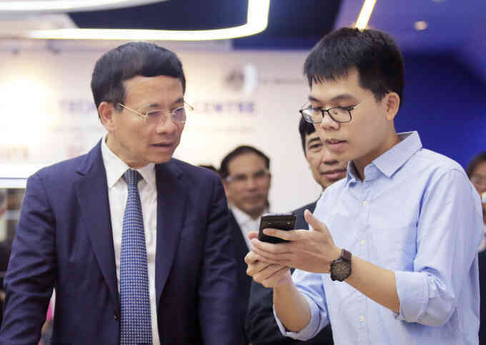 Bộ trưởng Nguyễn Mạnh Hùng: Đại học về lâu dài phải là đại học nghiên cứu