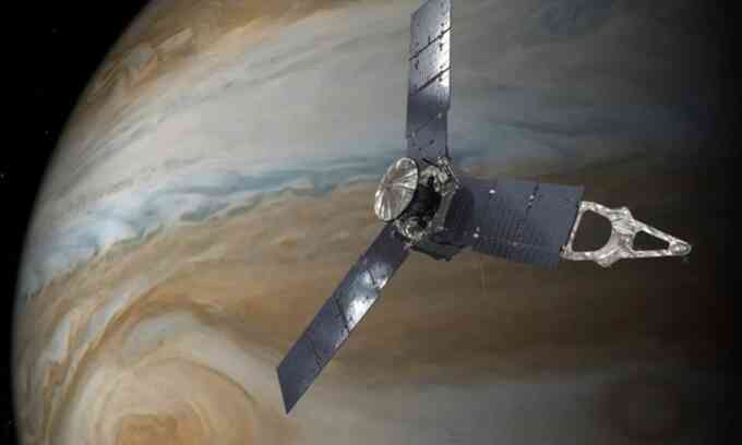 NASA cứu camera trục trặc từ khoảng cách 595 triệu km