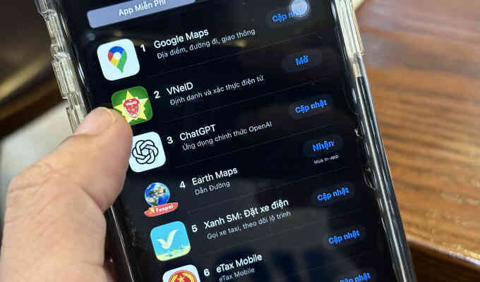 Nhiều người tải nhầm Google Maps khi tìm xem ảnh quá khứ