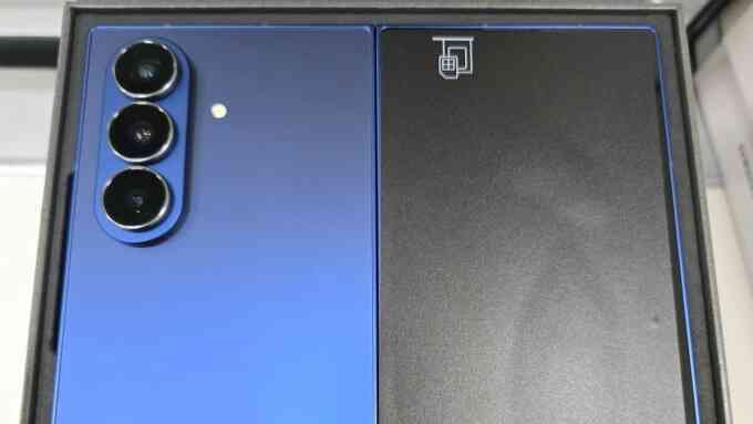 Galaxy Z Fold7 lộ ảnh với thiết kế siêu mỏng