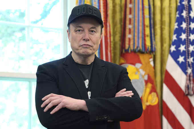 Musk mua nhà máy điện ở nước ngoài cho trung tâm dữ liệu mới