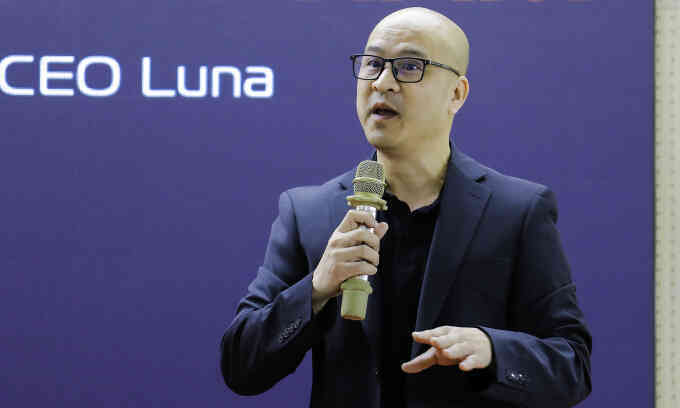 CEO Luna Base AI: Lập trình viên cấp thấp dễ bị AI thay thế