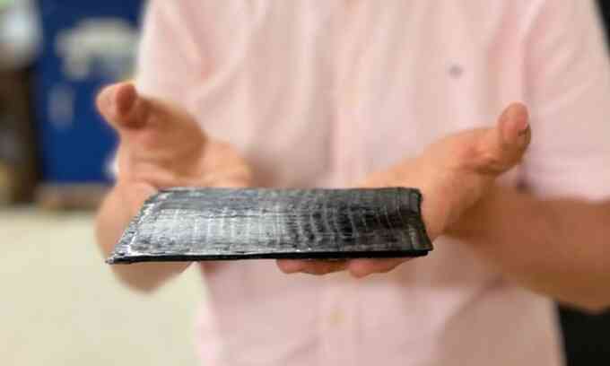Nhựa tự vá bền hơn thép