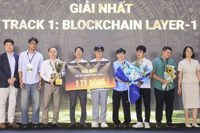 Nhận một tỷ đồng nhờ phát triển blockchain quản lý văn bằng, chứng chỉ