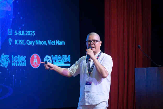 Trường hè khơi dậy đam mê nghiên cứu khoa học