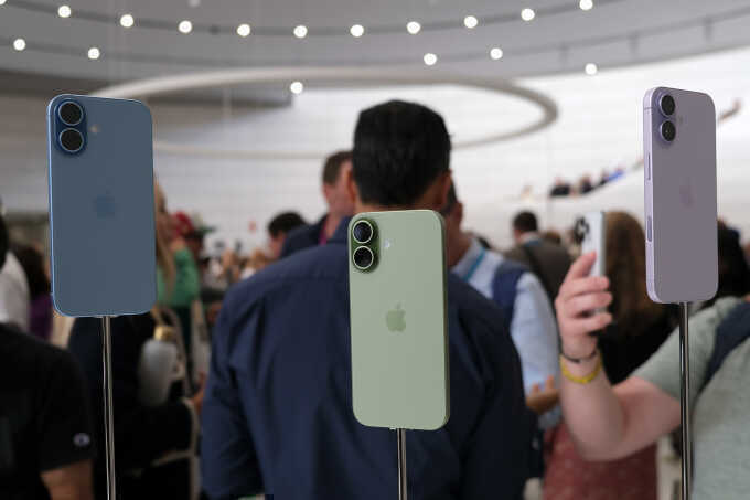 iPhone 17 