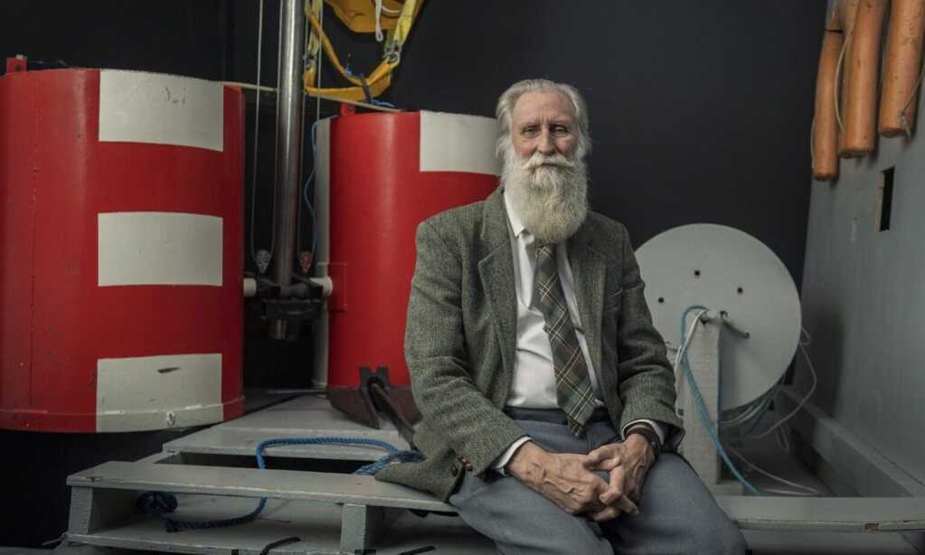 Nhà sinh vật học công bố sự thật về quái vật Loch Ness sau 52 năm tìm kiếm