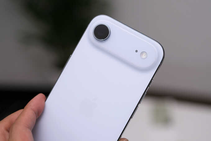 Giá iPhone Air về dưới 26 triệu đồng