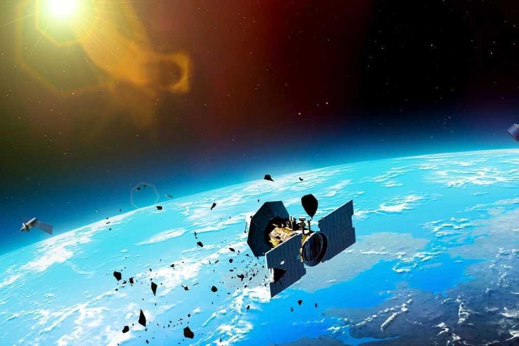 Nguy cơ rác vũ trụ lọt xuống tầng đối lưu, va phải máy bay