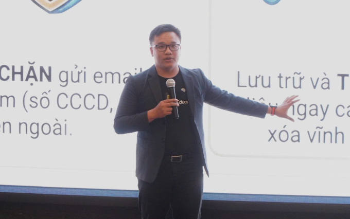 TP HCM cấp trợ lý ảo có bản quyền cho cán bộ