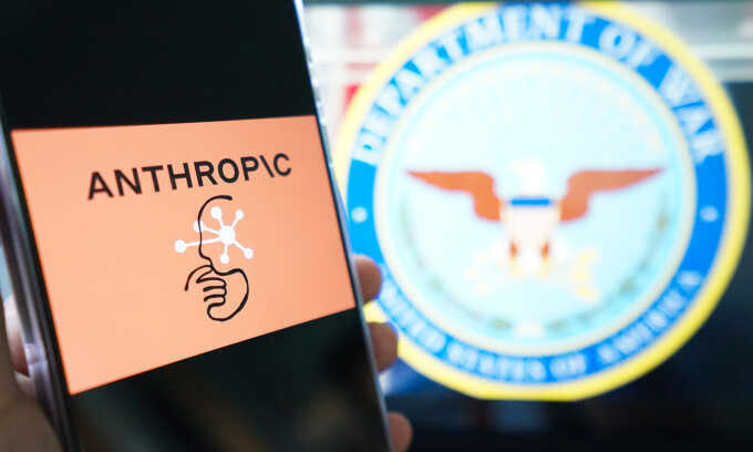 Nhà phát triển AI Claude kiện Lầu Năm Góc