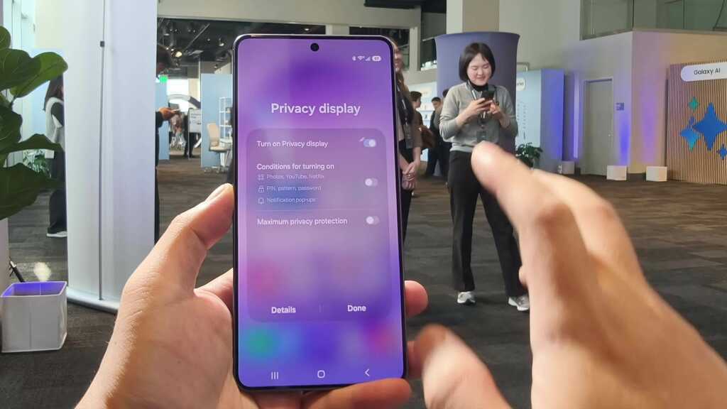Trải nghiệm màn hình chống nhìn trộm trên Galaxy S26 Ultra