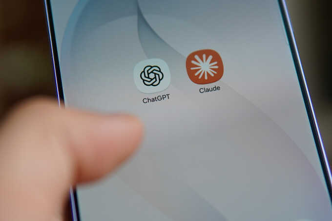 Ứng dụng AI Claude thu hút một triệu lượt tải mỗi ngày