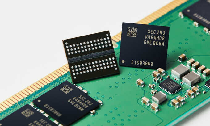 Giá smartphone, máy tính tăng mạnh vì khan hiếm chip nhớ