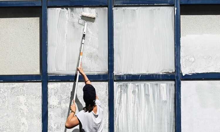 Lý do người Pháp chống nóng bằng phấn trắng