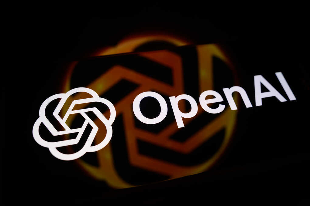 Thiết bị đầu tiên của OpenAI có thể là loa thông minh